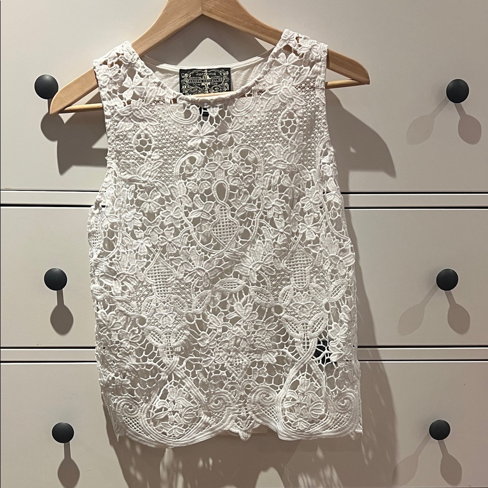 Anthropologie White Lace Sleeveless Top